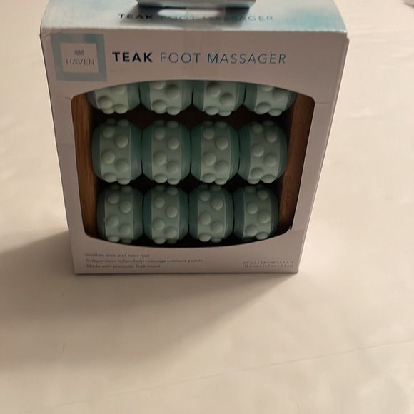 Haven Teak foot massager . Made with premium teak wood. Soothes sore, tired feet - Picture 1 of 16